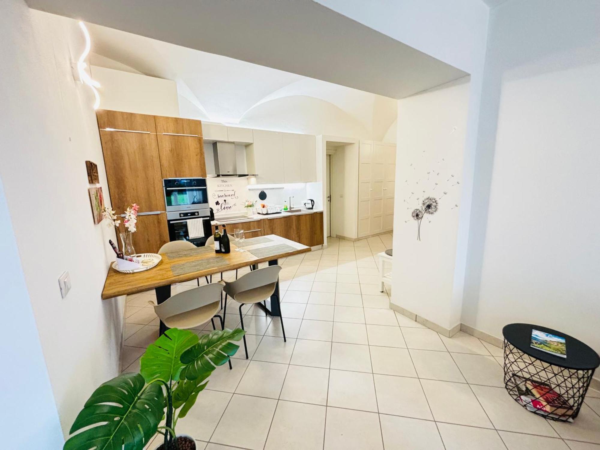Lago Villa Zen - Apartment With Jacuzzi, Panoramic Views لينّو المظهر الخارجي الصورة