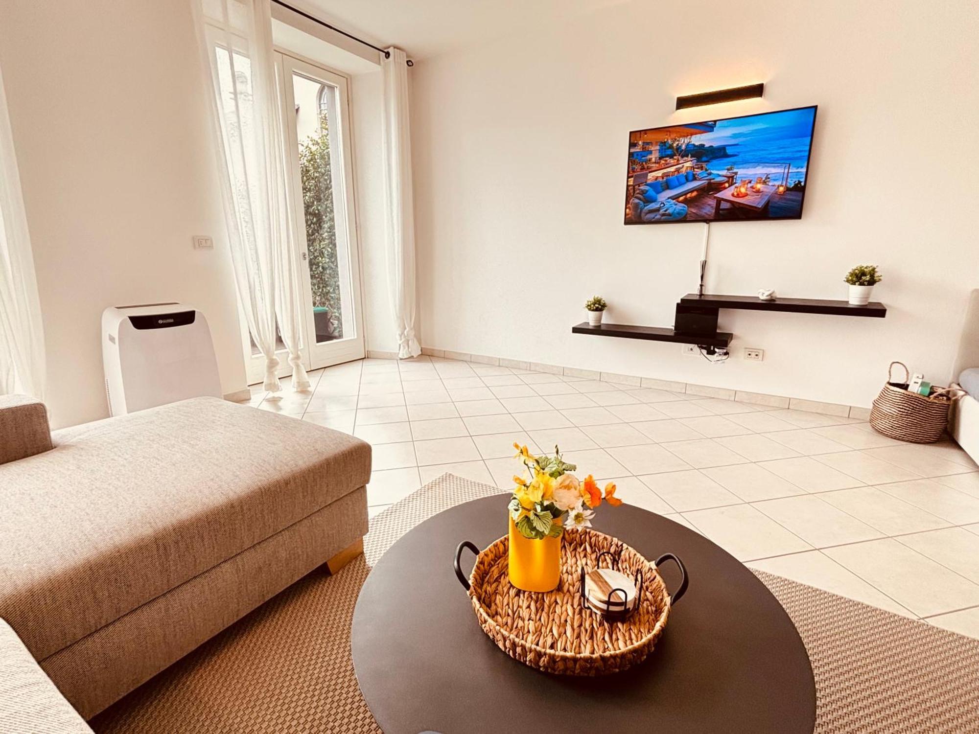 Lago Villa Zen - Apartment With Jacuzzi, Panoramic Views لينّو المظهر الخارجي الصورة